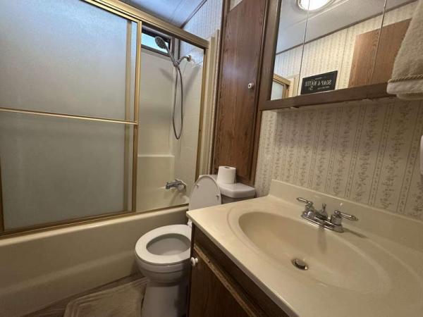 1987 TAHO Manufactured Home