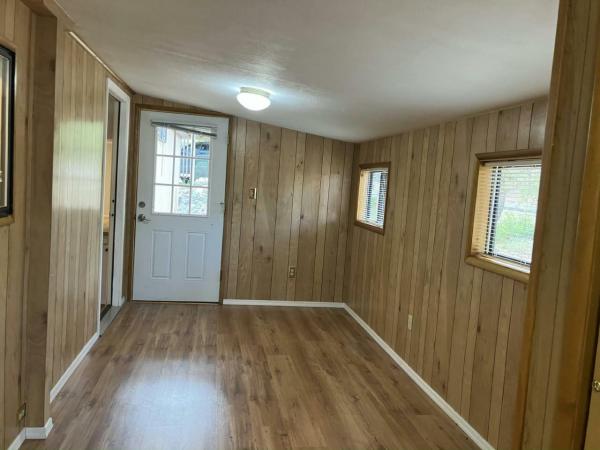 1983 Sunburst Cavco Manufactured Home