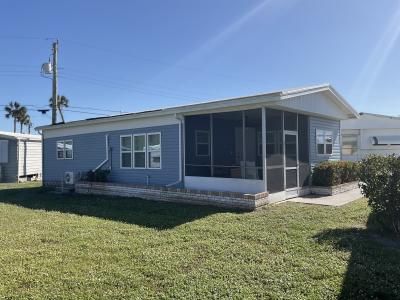Photo 3 of 10 of home located at 3901 Bahia Vista St. #427 Sarasota, FL 34232