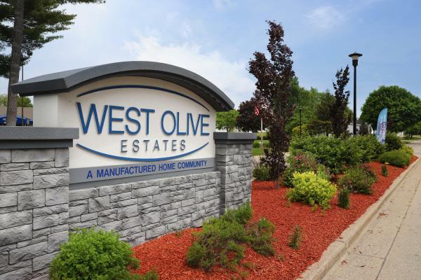 Photo 1 of 2 of home located at 14428 Trona Trail Lot 588 West Olive, MI 49460