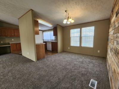 Photo 4 of 20 of home located at 11384 Hollow Oak Miamisburg, OH 45342