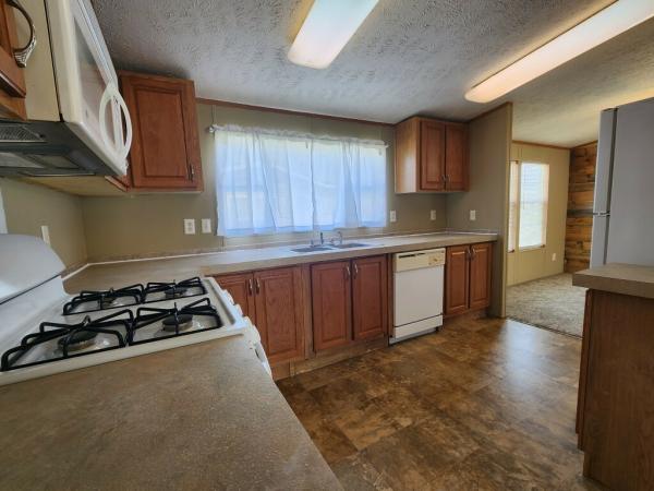 2006 Clayton Mobile Home