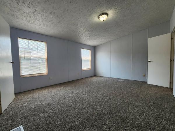 2006 Clayton Mobile Home