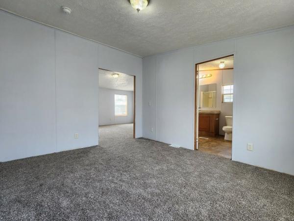 2006 Clayton Mobile Home