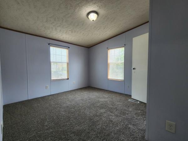 2006 Clayton Mobile Home