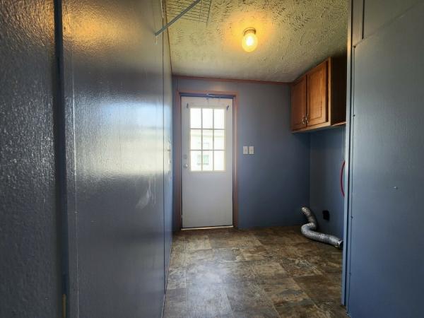 2006 Clayton Mobile Home