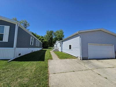 Mobile Home at 1555 Featherwood Monroe, MI 48161