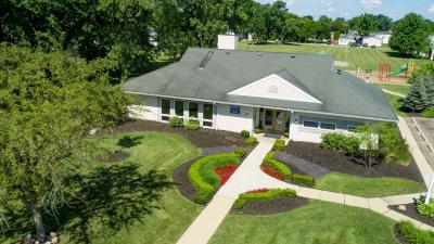 Photo 3 of 3 of home located at 1555 Featherwood Monroe, MI 48161