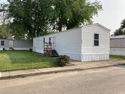 Mobile Home at 817 Nottinghame Lane Jacksonville, IL 62650