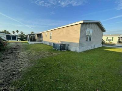 Photo 5 of 35 of home located at 137 Royal Palm St. Davenport, FL 33897