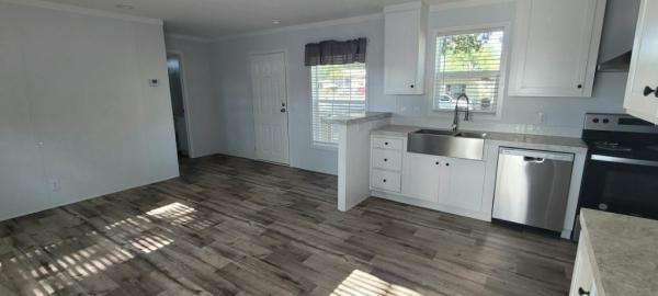 Photo 1 of 2 of home located at 201 Fish Haven Road Unit 25A Auburndale, FL 33823