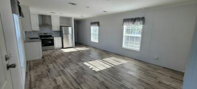 Photo 2 of 18 of home located at 201 Fish Haven Road Unit 64A Auburndale, FL 33823
