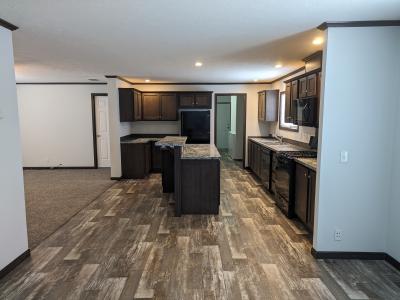 Photo 3 of 11 of home located at 153 Monroe Dr Davison, MI 48423