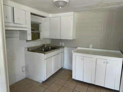 Photo 3 of 14 of home located at 54 Circle Dr Mount Dora, FL 32757