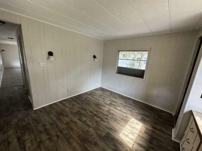 Photo 5 of 8 of home located at 130 S Suncoast Blvd, #M17 Crystal River, FL 34429