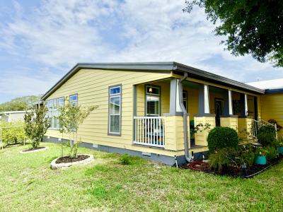 Photo 2 of 18 of home located at 20717 Golden Rain Pass Groveland, FL 34736
