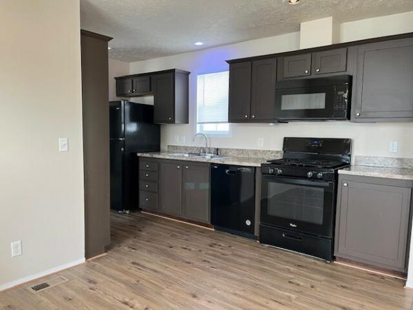 2014 Clayton 95SUN16663 Mobile Home