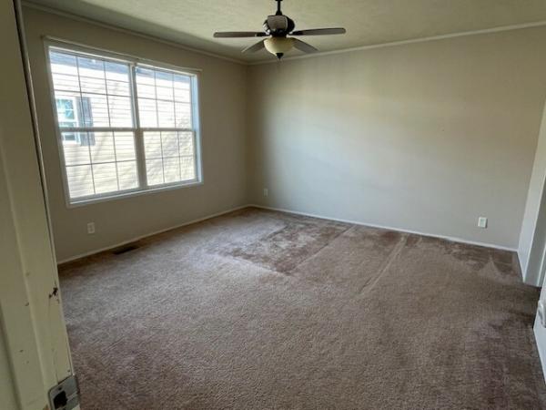 2008 Crest 5228-1166 SUN LEVEL I Mobile Home