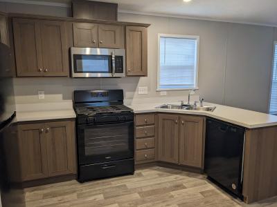 Mobile Home at 2324 Catalpa St Liberty, MO 64068