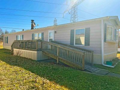 Mobile Home at 18592 Edwards Rd Doylestown, OH 44230