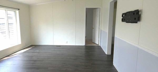 1995 Dutch Park Manufactured Home