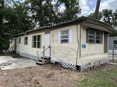 Mobile Home at 9924 E Us Hwy 92, Parklane 5 Tampa, FL 33610
