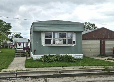 Mobile Home at 1331 Bellevue St Lot 86 Green Bay, WI 54302