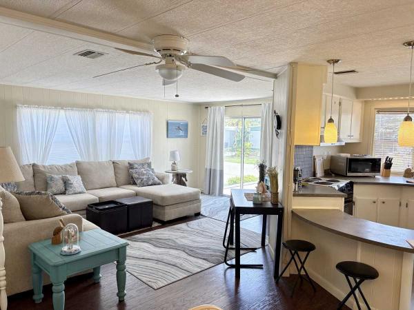 1979 Schu Manufactured Home