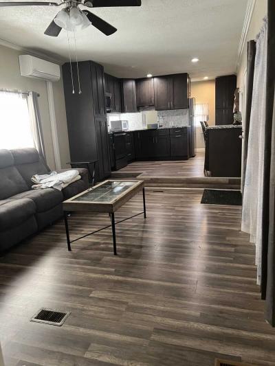 Photo 4 of 8 of home located at 789 Sabal Palm Casselberry, FL 32707