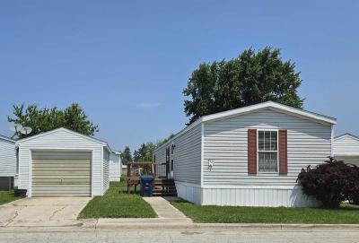 Mobile Home at 1331 Bellevue St  Lot 411 Green Bay, WI 54302