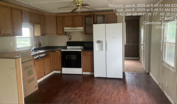 1976  Mobile Home For Sale