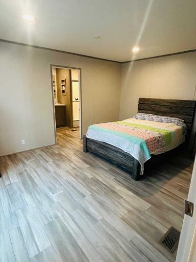 Photo 2 of 13 of home located at 117 Watson Drive Maryville, TN 37801