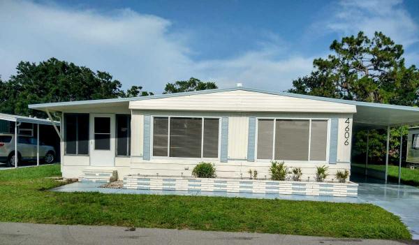 Photo 1 of 2 of home located at 4606 Pittenger Dr Sarasota, FL 34234