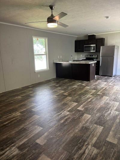 Photo 2 of 15 of home located at 575 Park Drive Blanchard, OK 73010
