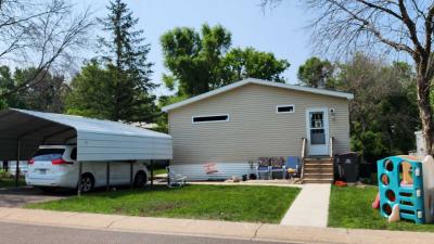 Photo 2 of 16 of home located at 14709 W. Burnsville Pkwy. #210 Burnsville, MN 55306