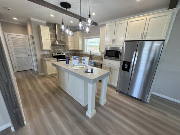 2024 Palm Harbor Legend Series 340LD24522A- Rafael Manufactured Home