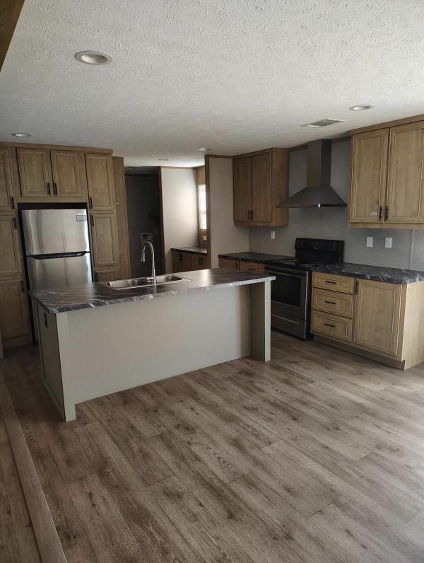 2021 Clayton Homes Inc Epic Journey Mobile Home