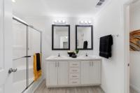2025 Champion SIG4482D Mobile Home
