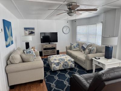 Photo 2 of 11 of home located at 66096 Windsor Road Pinellas Park, FL 33782