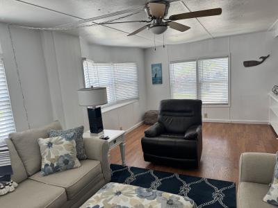 Photo 3 of 11 of home located at 66096 Windsor Road Pinellas Park, FL 33782