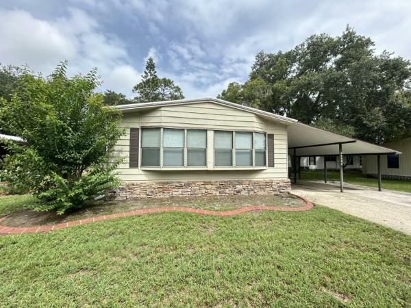 1983 TWIN Mobile Home For Sale