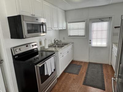 Photo 4 of 11 of home located at 66096 Windsor Road Pinellas Park, FL 33782