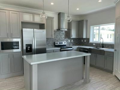 Photo 2 of 21 of home located at 34866 Silver King Drive Zephyrhills, FL 33541