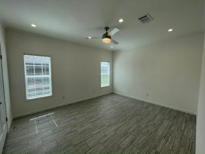 Photo 4 of 21 of home located at 34866 Silver King Drive Zephyrhills, FL 33541