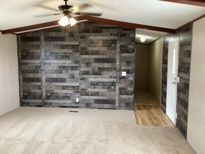 Photo 3 of 8 of home located at 203 Alhambra Dr San Marcos, TX 78666
