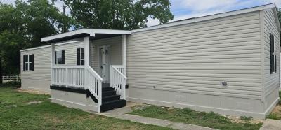Mobile Home at 9605 W Us Highway 90 Lot #480 San Antonio, TX 78245