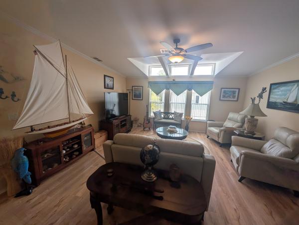 2004 Palm Harbor Palm Mobile Home