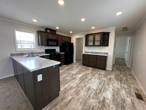 2018 Redman RA1680204 Mobile Home