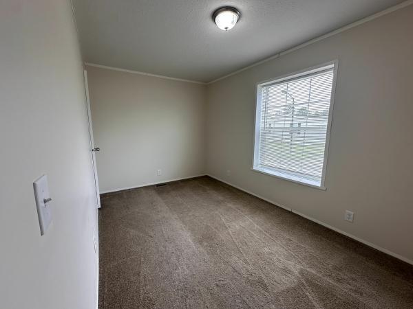 2018 Redman RA1680204 Mobile Home