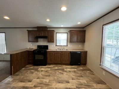 Photo 3 of 9 of home located at 834 Cour Marie Warren, MI 48091